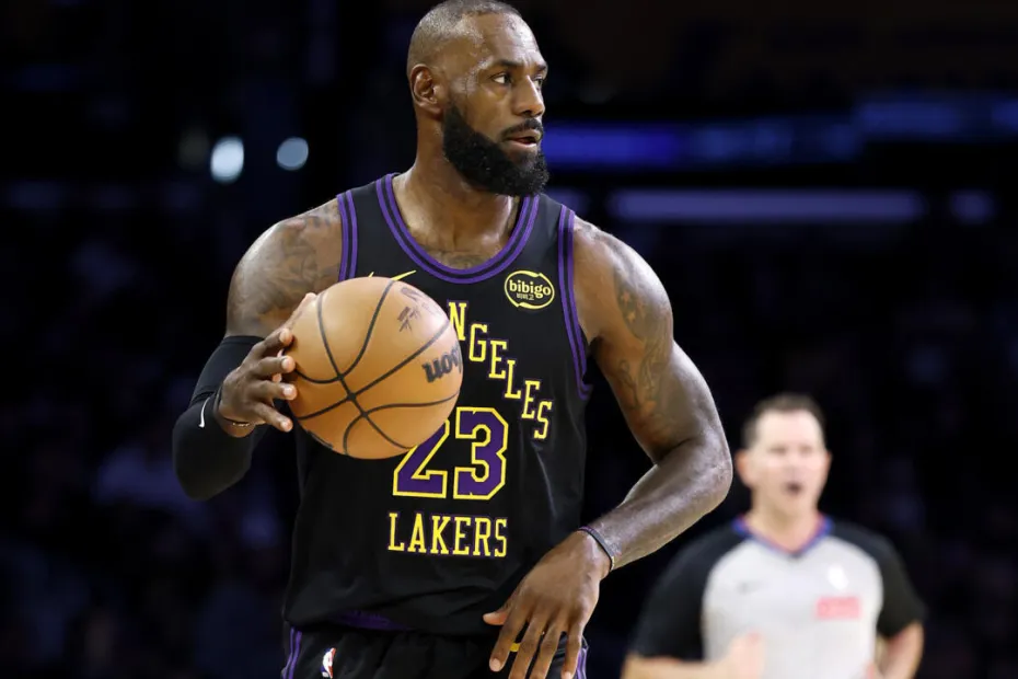 LeBron James mantiene a la NBA en vilo sobre su próximo destino