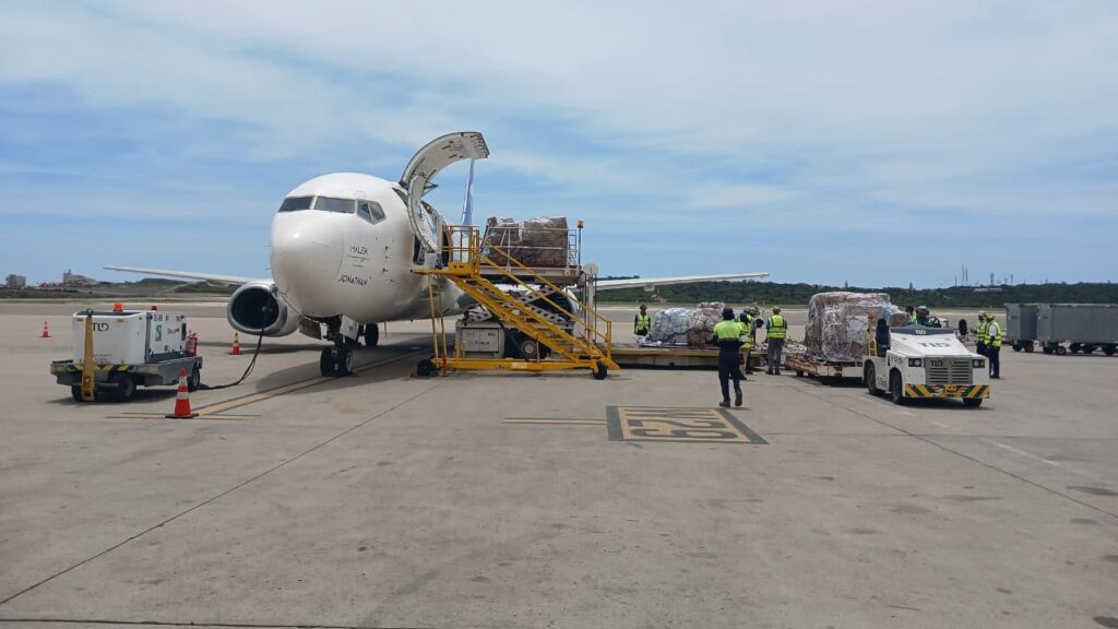 Empresas unen esfuerzos para movilizar ayuda humanitaria a comunidades afectadas por los terremotos en Venezuela