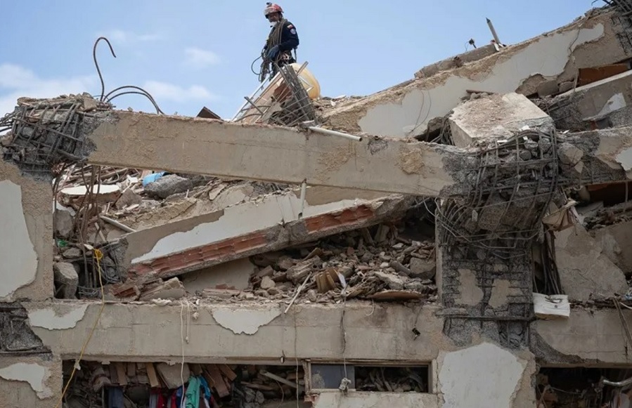Venezuela pasa 5.000 fallecidos tras terremotos del 24 de junio