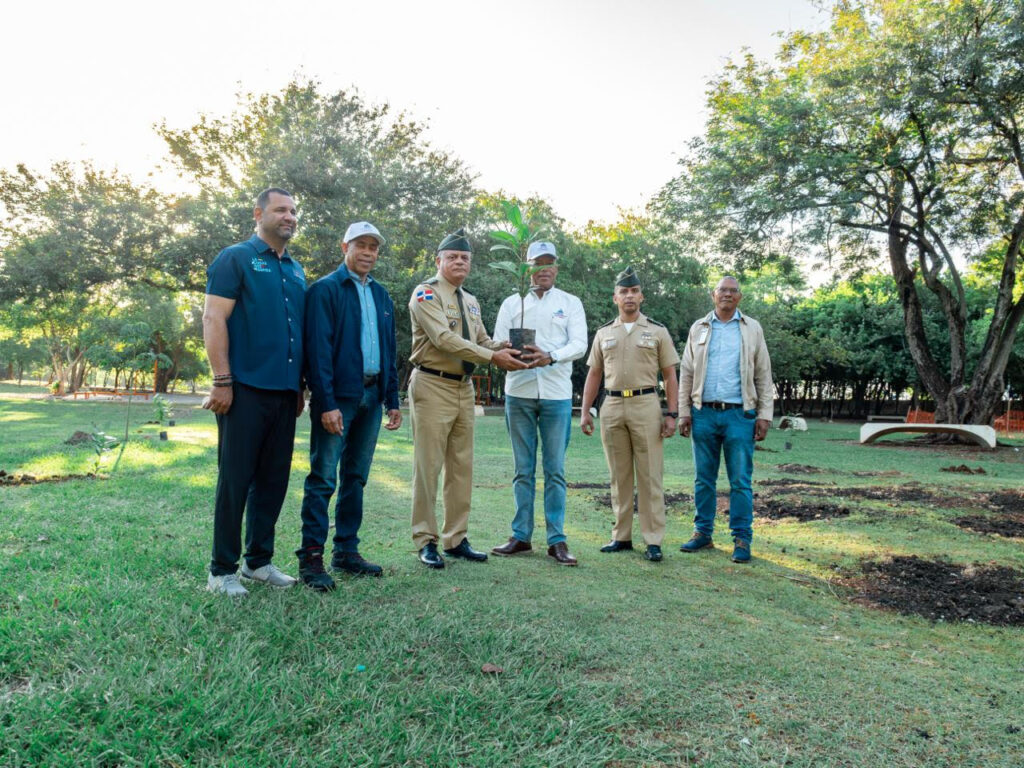 Fuerzas Armadas RD liderarán siembra más de 100,000 árboles
