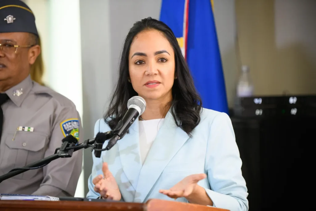 Interior y Policía acata fallo del TC, pero mantiene restricción a venta de alcohol
