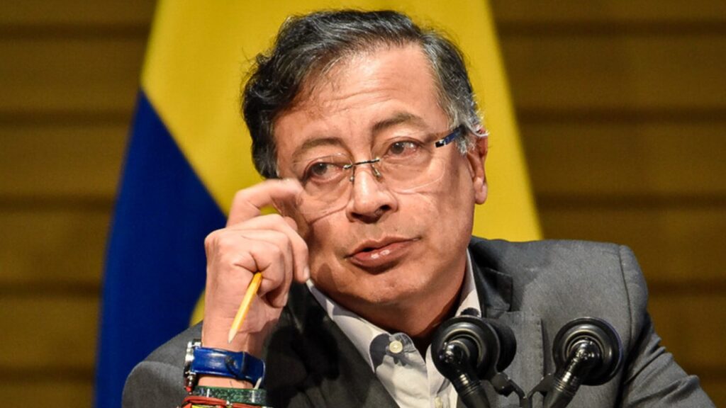 COLOMBIA: Petro asumirá la presidencia de su partido
